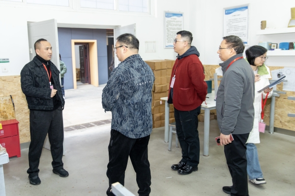 我校开展假期前实验室安全专项检查工作   